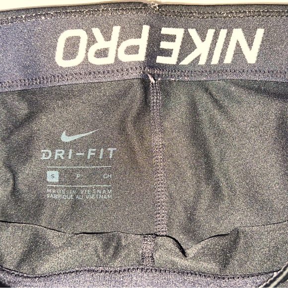 Nike Pro Leggings - Picture 5 of 5